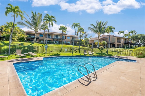 Additional, smaller pool close to the unit for more secluded, private pool time. 