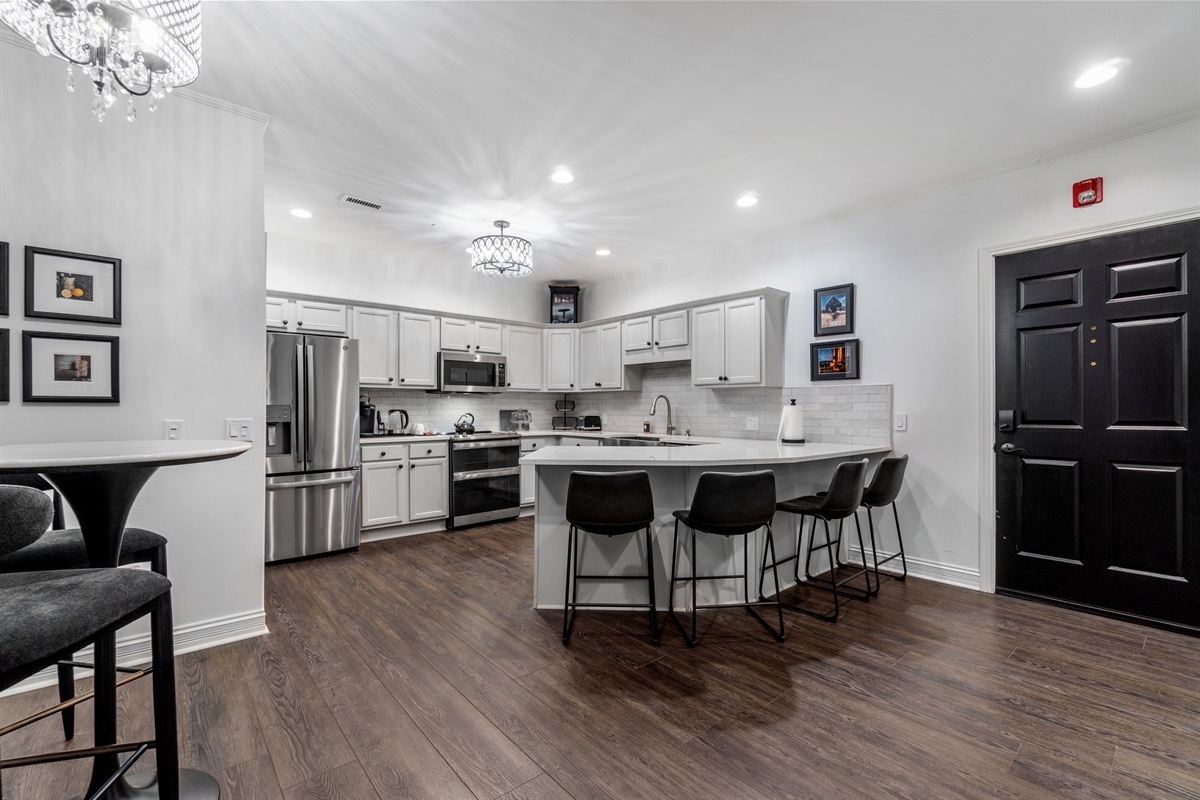 Kitchen island seats 4