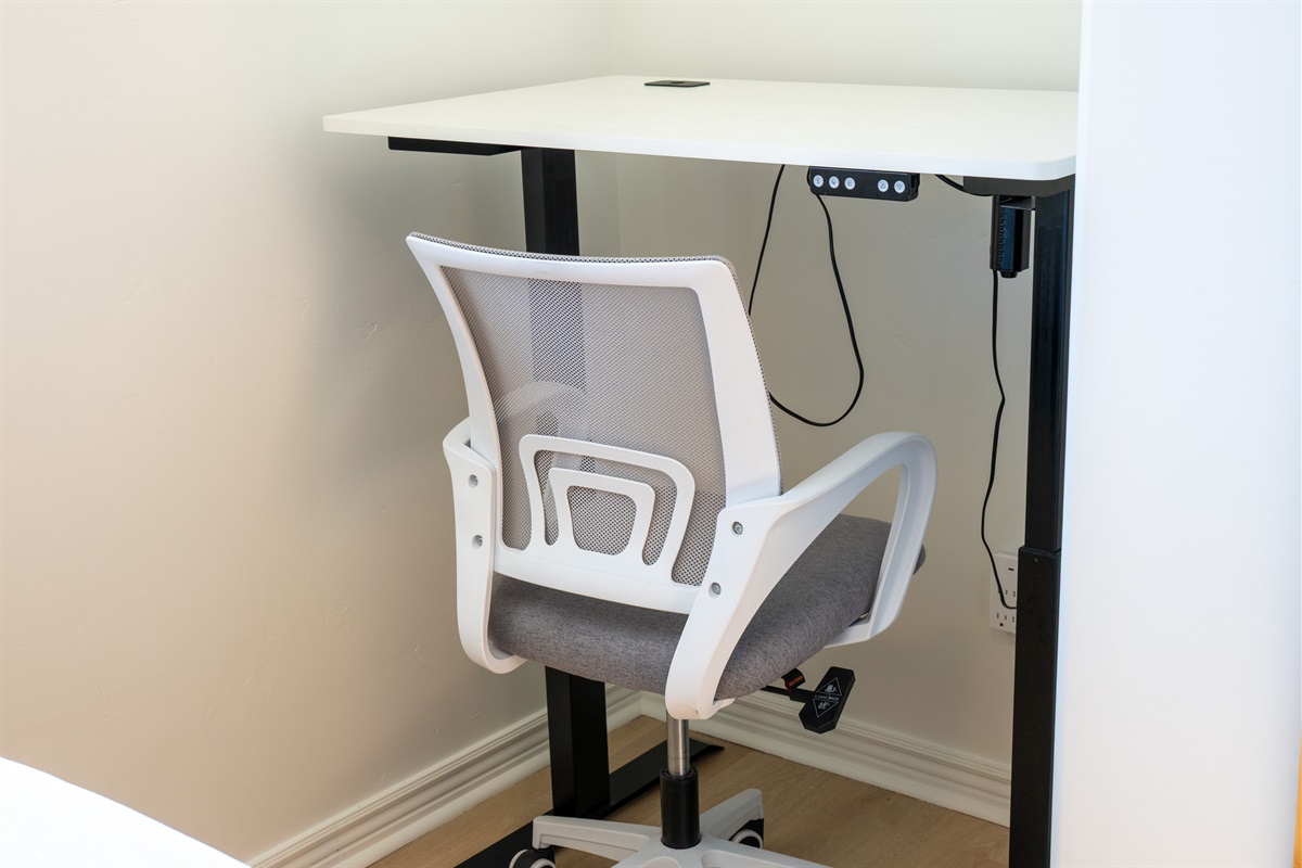 Office desk and Chair in the one bedroom.