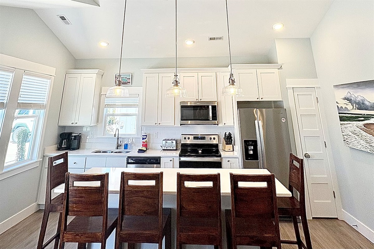 Kitchen with breakfast bar!