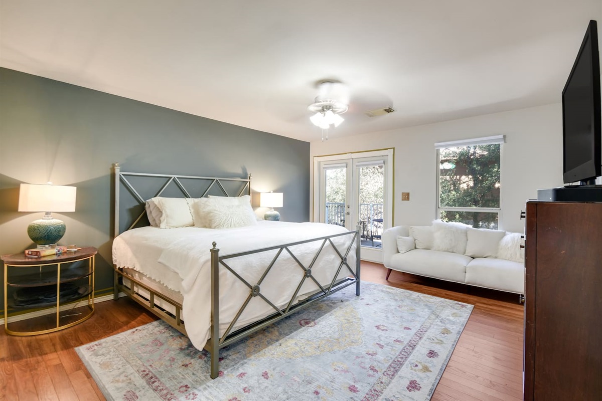 King Bed in Primary Bedroom