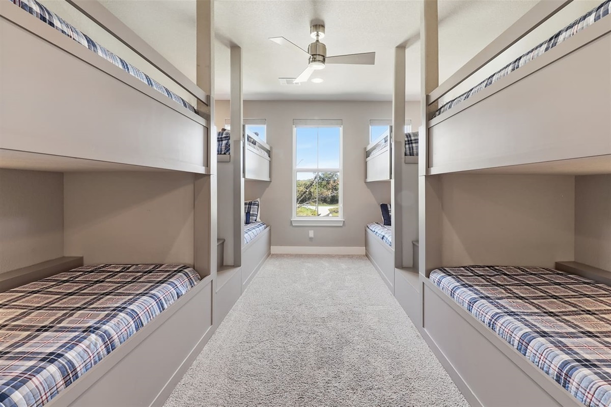Bunk Room Sleeps 8 (upper level)