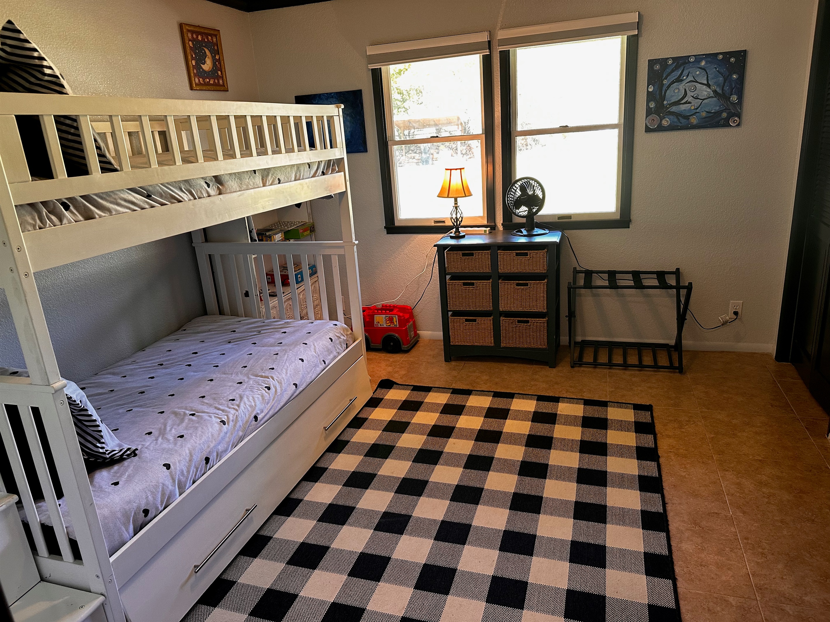 Bunk with trundle (sleeps 3) can sleep adults upper two levels