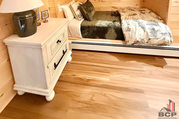 Bunk Room - 5 bunks 