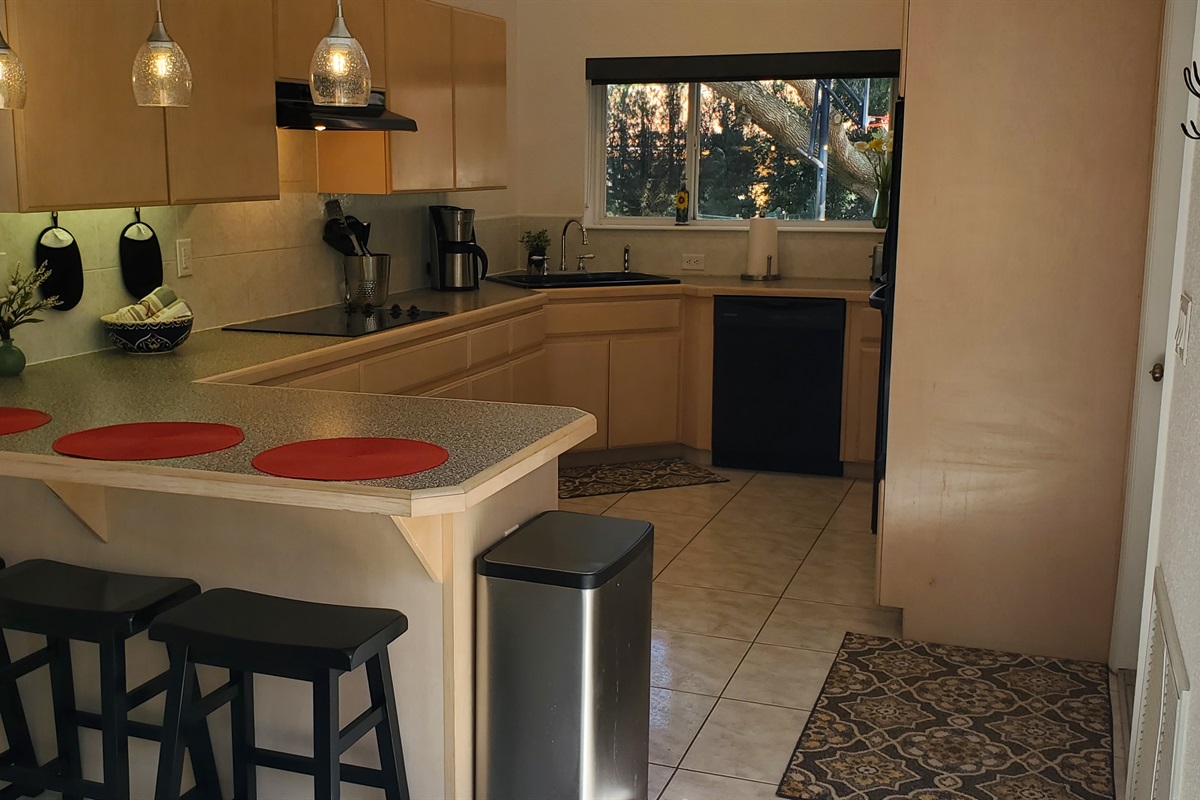 Full Kitchen