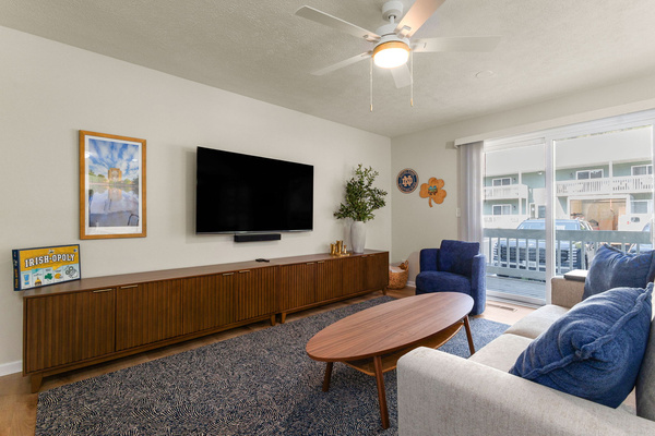 The Irish Landing | 2BR/2BA | Private Balcony, photo 5