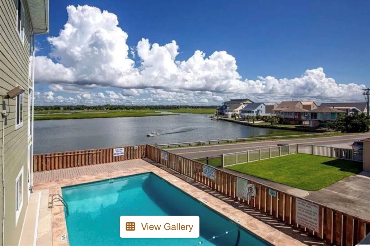 Marsh view Pool