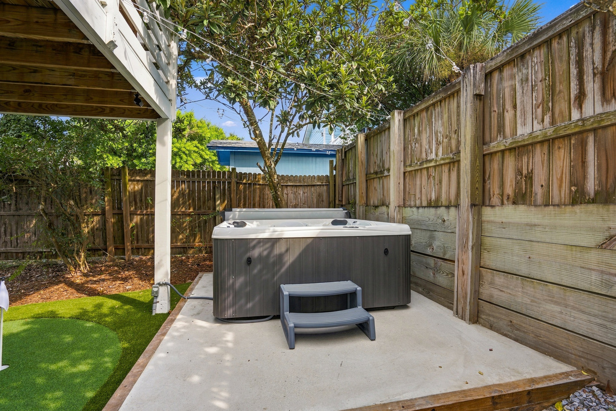 Enjoy the hot tub in the evening or cool mornings!