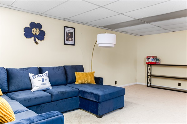 TDJ Getaway<>4BR Home w/game room, photo 5