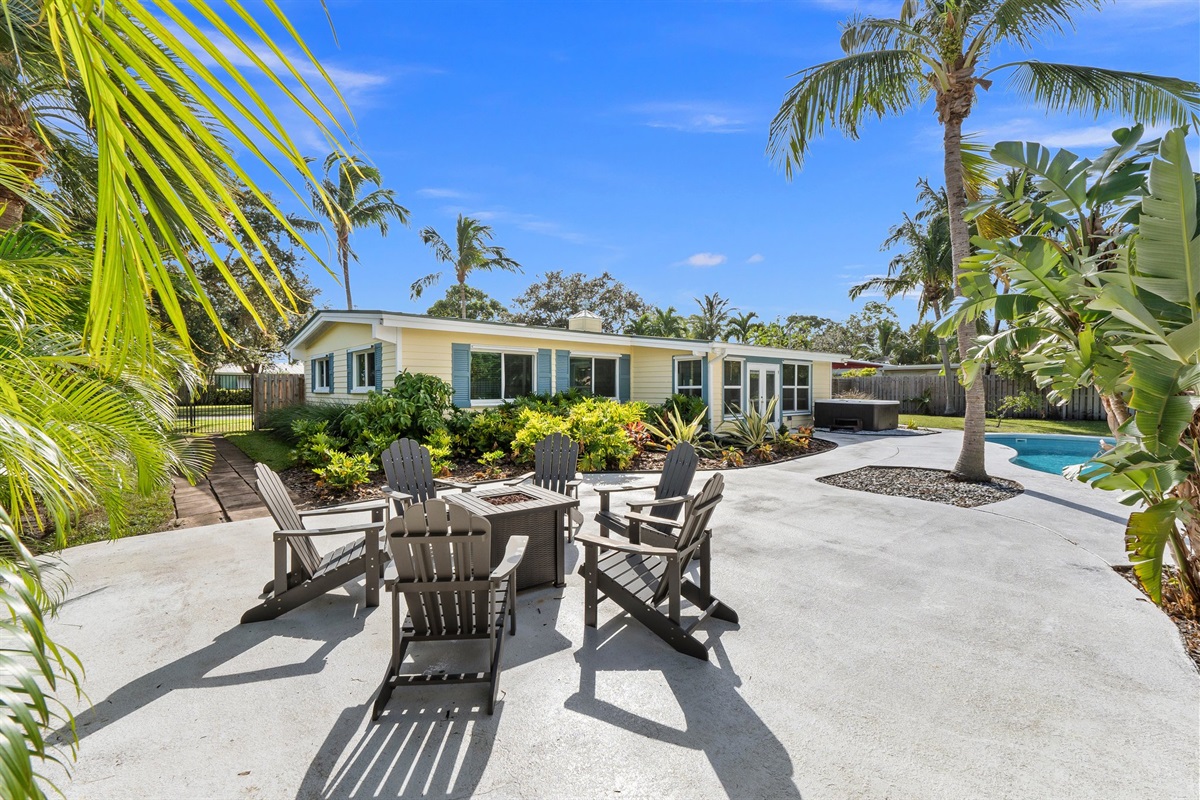 Spacious backyard