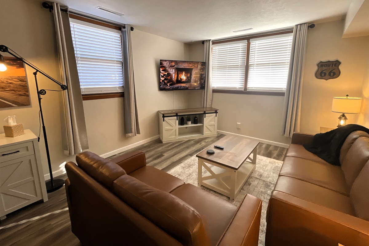 Living room with 55" Smart TV