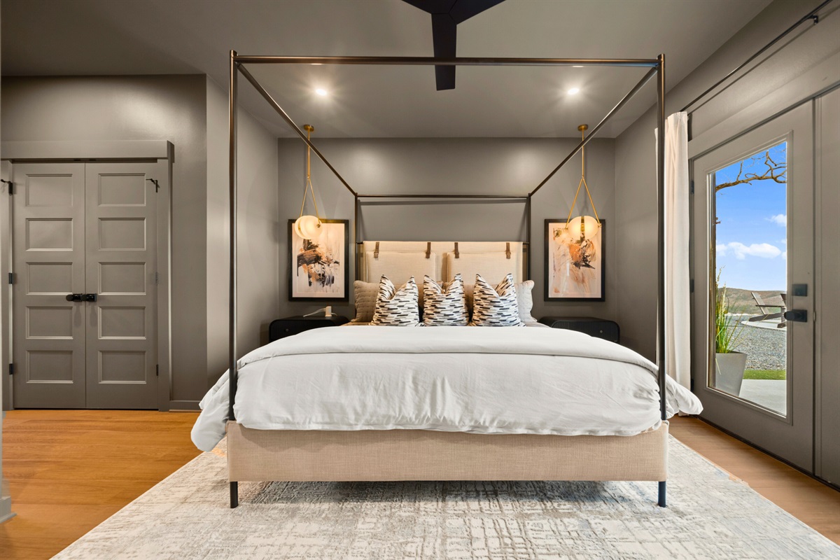 With its clean design and roomy layout, this bedroom is the perfect place to recharge after a day on the lake, hiking, or exploring nearby.