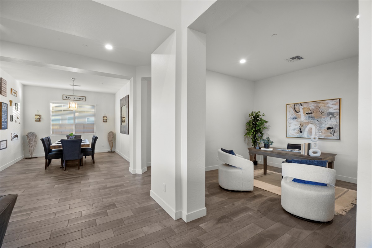 The Grand Peoria Estate – 5BR / 4.5BA Luxury + Casita — Modern Home | Sleeps 10 | Family Escape w/ Casita, Peoria, Arizona — photo 26