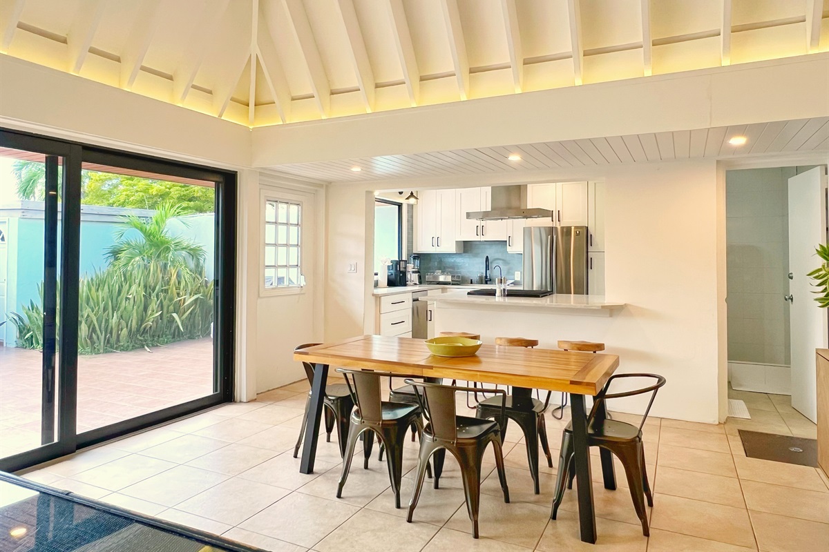 Whether it&rsquo;s a quick breakfast or a family dinner, this space sets the scene.