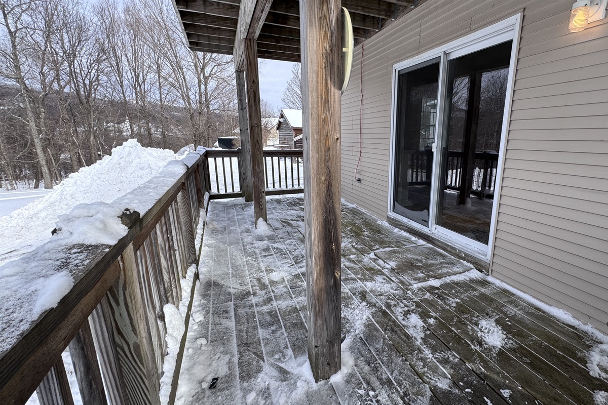 1st Floor Balcony 