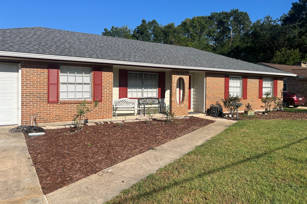 3 bdrm 2 bath family friendly home