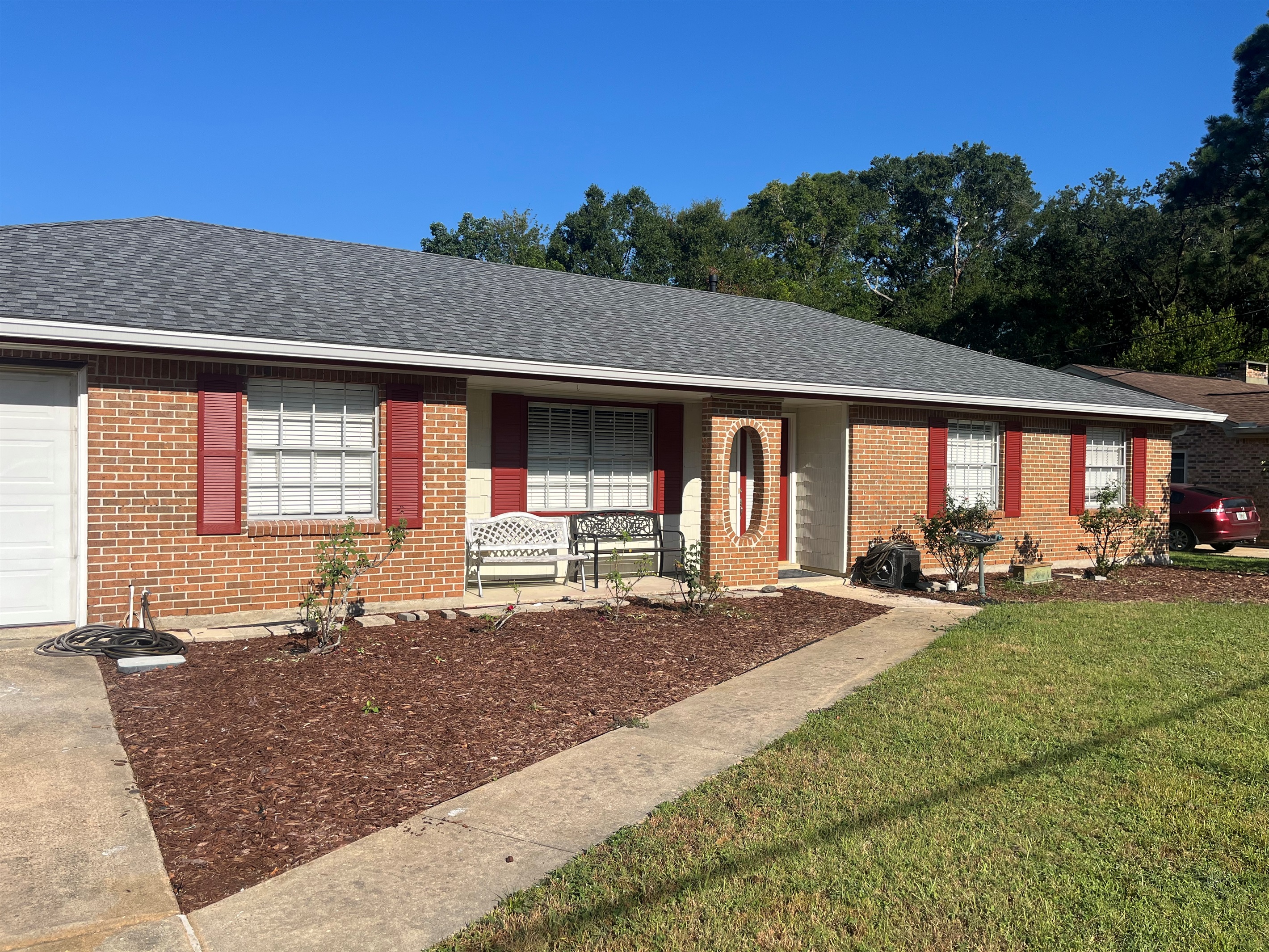 3 bdrm 2 bath family friendly home