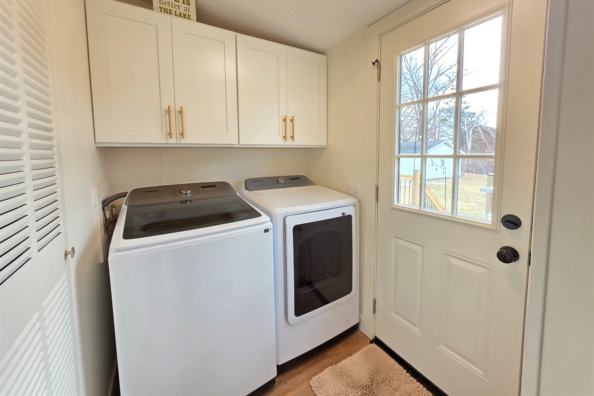 Washer and Dryer, Door to deck and hot tub