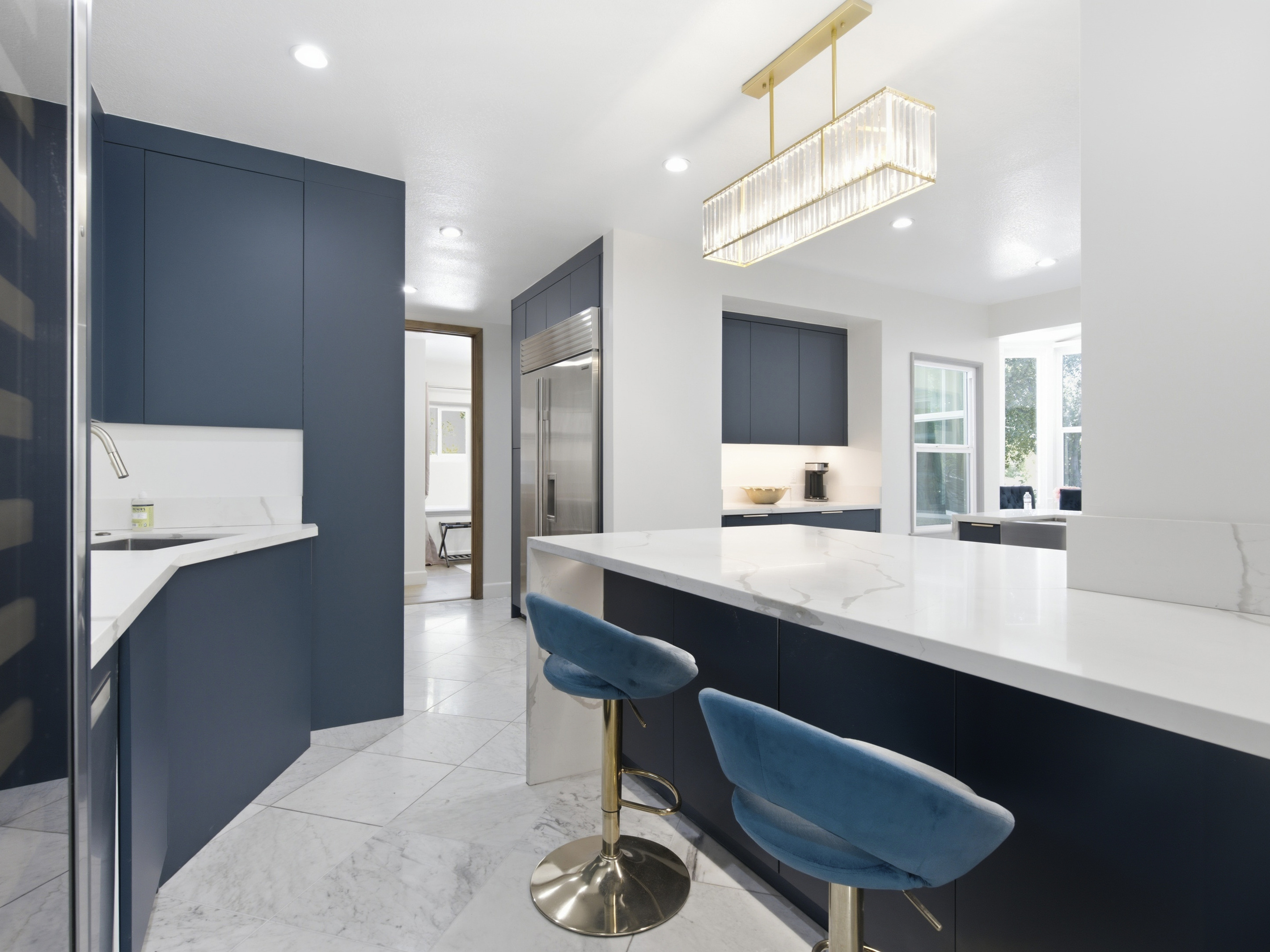 This gorgeous kitchen is designed for everything from casual breakfasts to unforgettable family dinners.