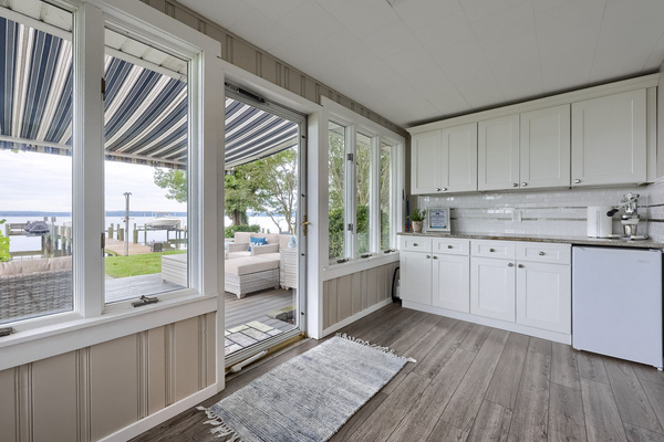 Enclosed Sun POrch