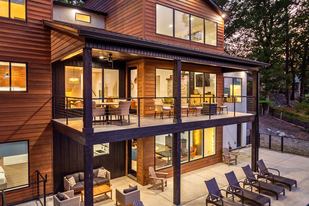 Floor-to-ceiling windows and open decks connect you directly to the water.