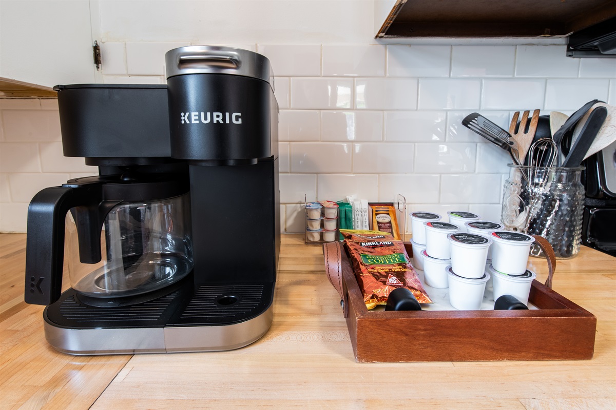 Keurig Duo and coffee pods 