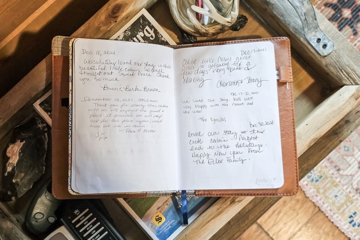 Share your memories and read the stories of past guests in our cozy guestbook—a cherished keepsake of your stay.