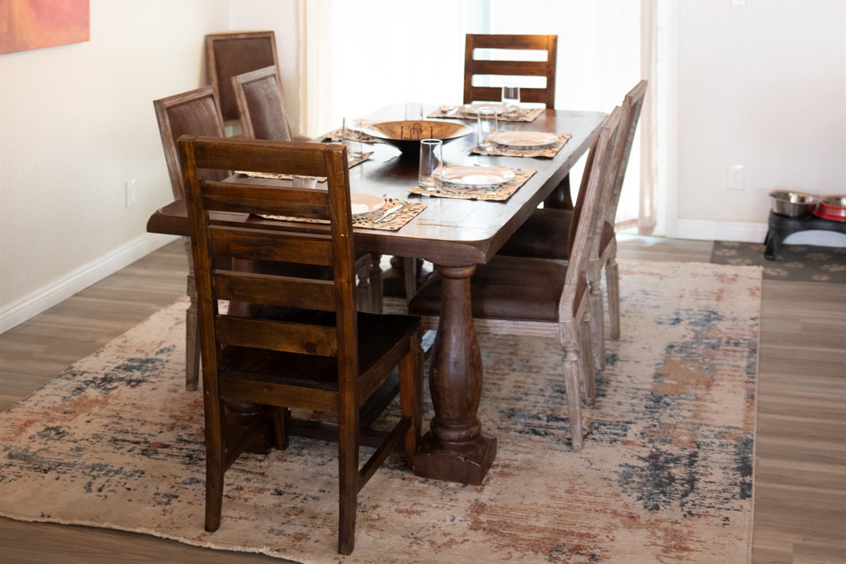 The perfect setting for slow, enjoyable meals.