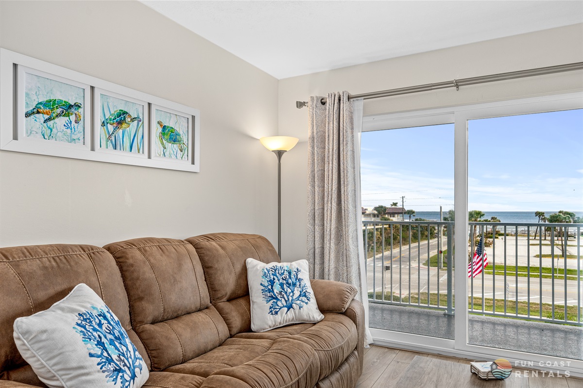 Living Room Area with Recliner and Ocean Views!