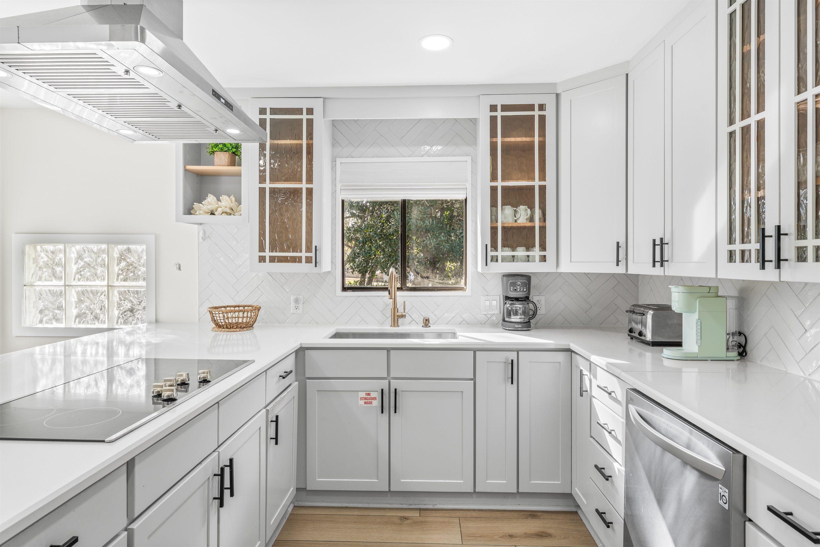 Well stocked kitchen for the chef in your family.