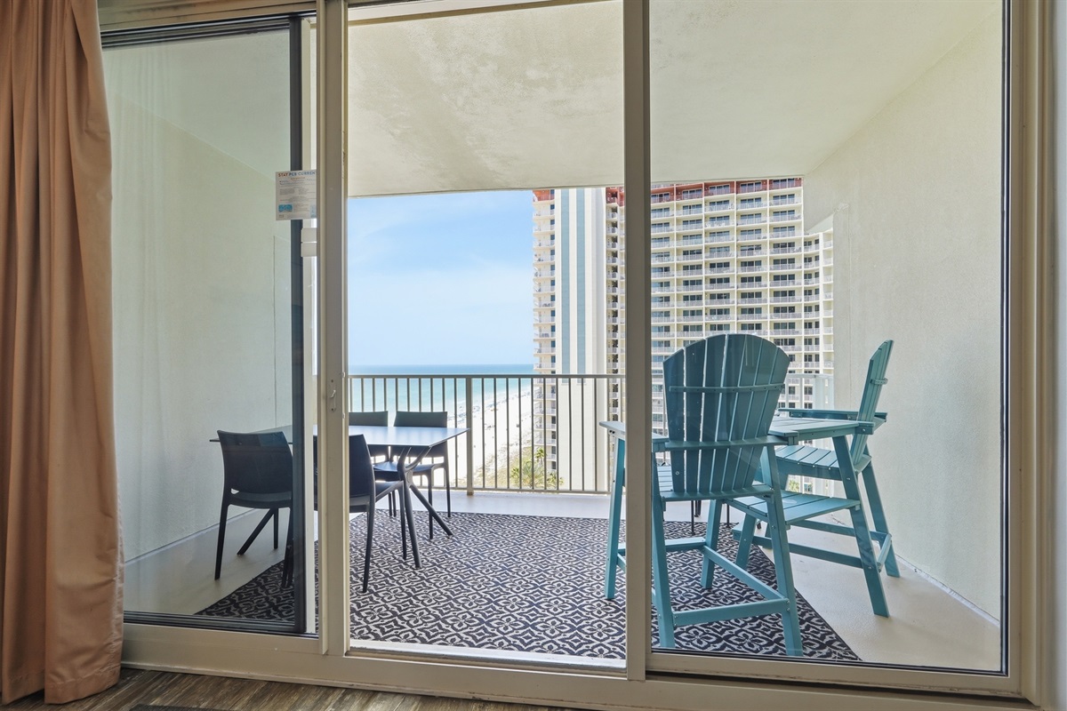 Living Room/Balcony View