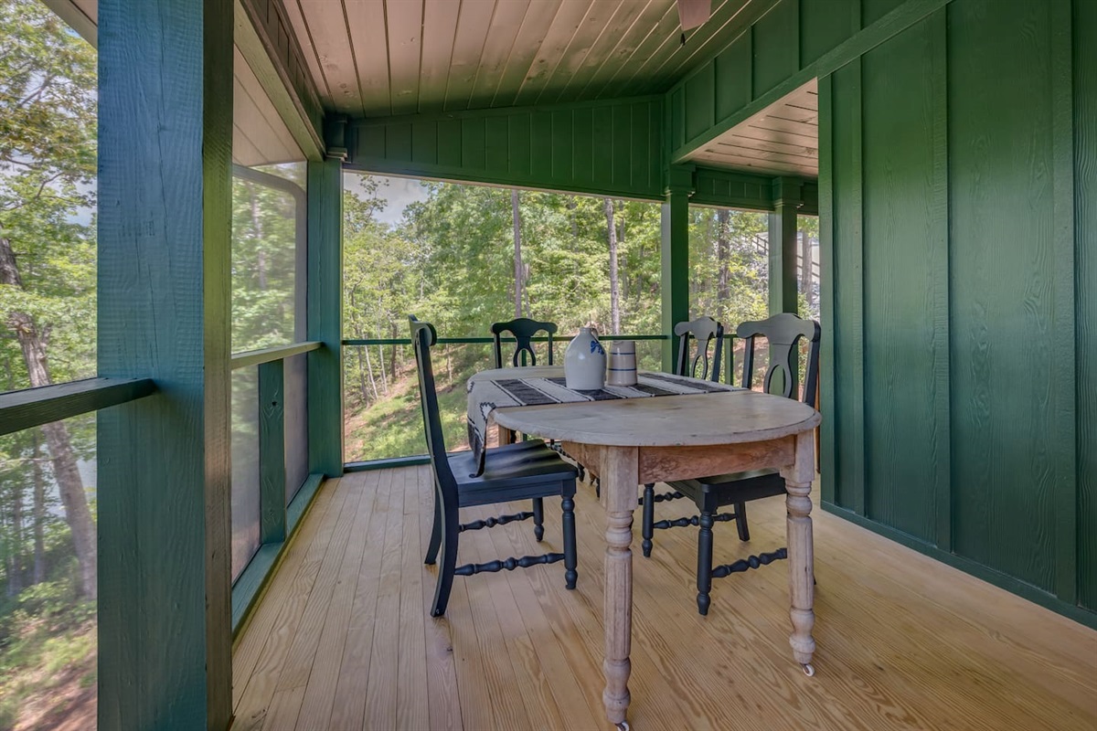 Main level deck screened in porch 