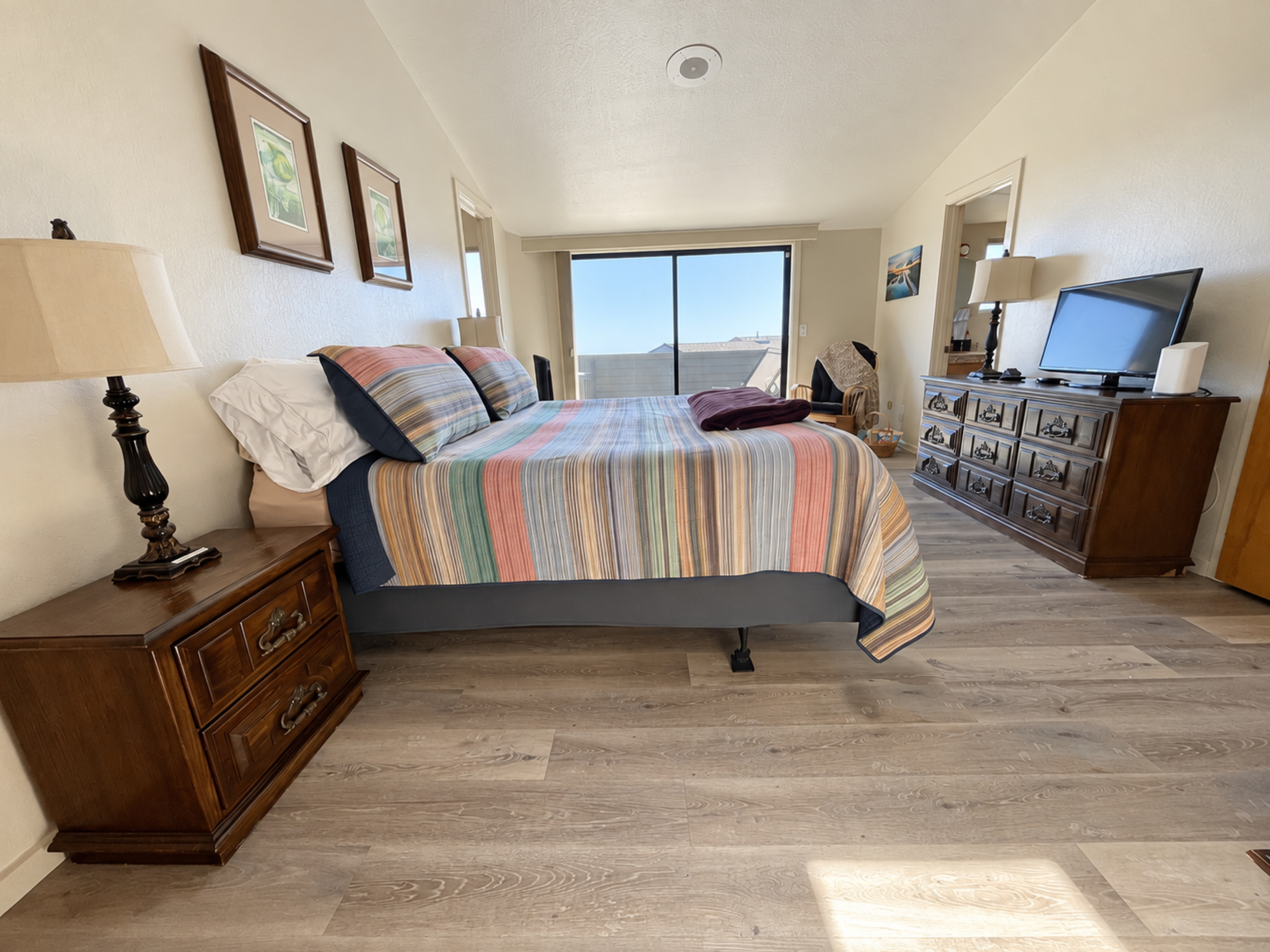 Mstr Bdrm Suite #2 facing deck