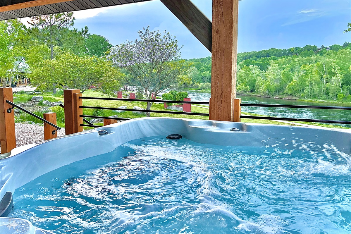 Your private Hot Tub with a great view!