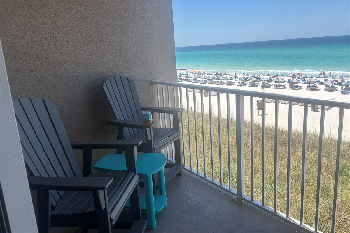 Relax and watch the waves