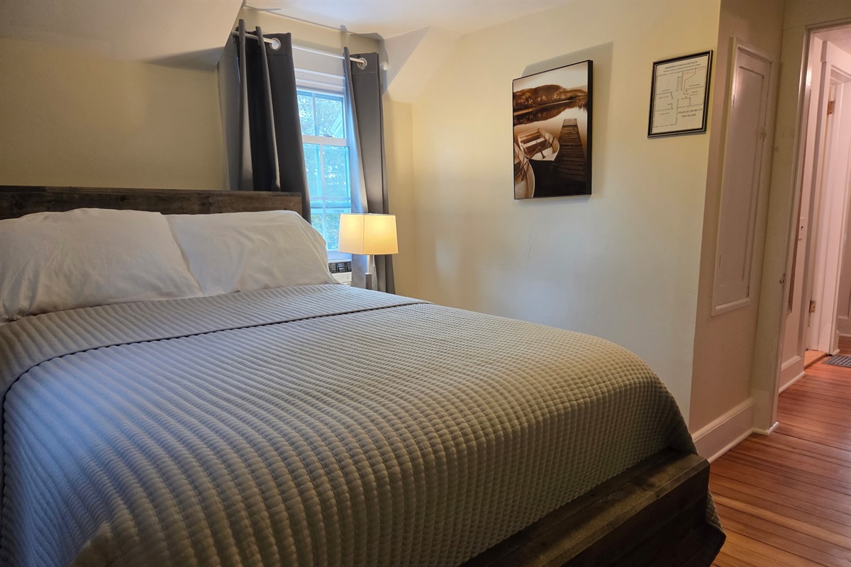 2nd Floor - Double (full) bedroom #2