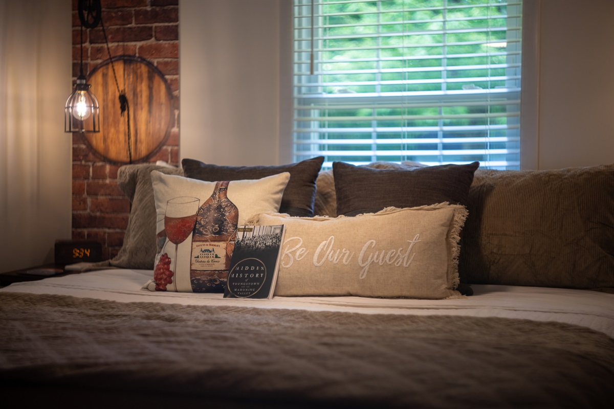 King Bedroom 1