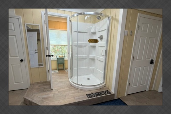 Ground Level Bath Area