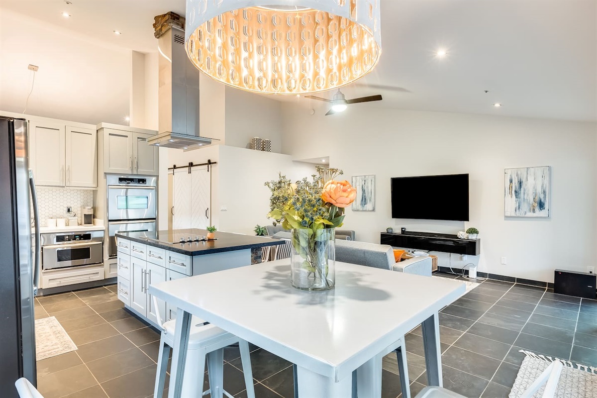 Meadow Hill · Dynamic Modern Home in N S — Meadow Hills in North Scottsdale / Heated Pool, Scottsdale, Arizona — photo 41