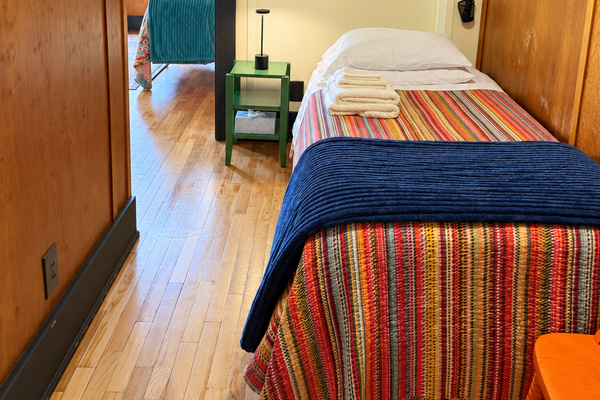 2nd floor - 2 Bedroom Suite #3 - 1 twin bedroom