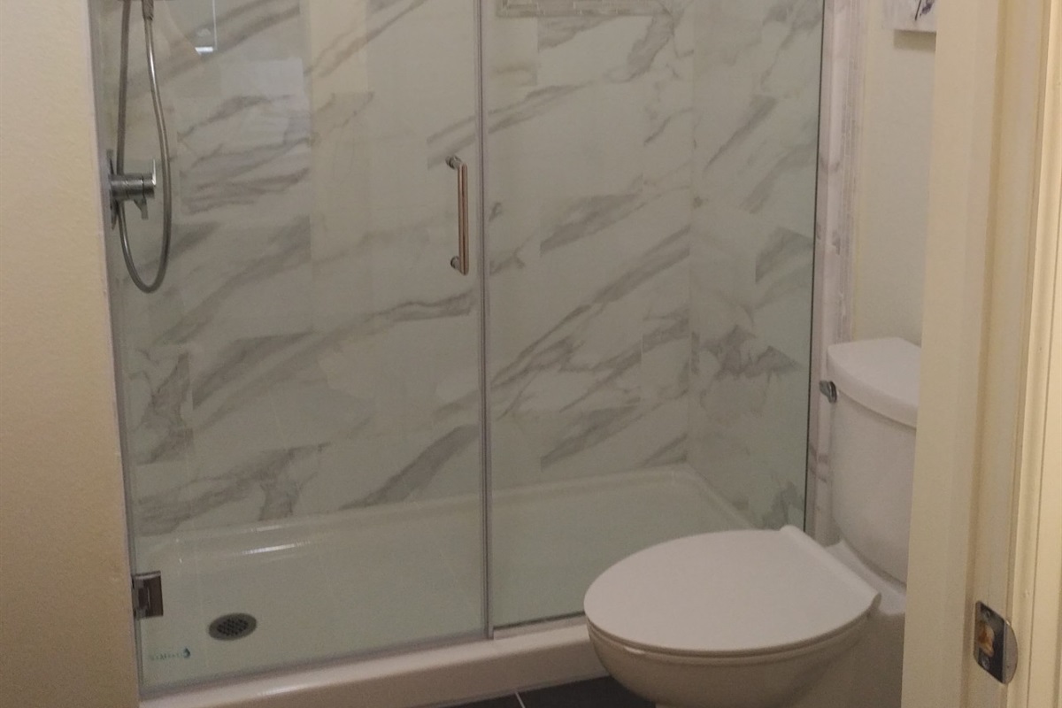 Ensuite Bathroom 1 | Stand Alone Shower | Toilet