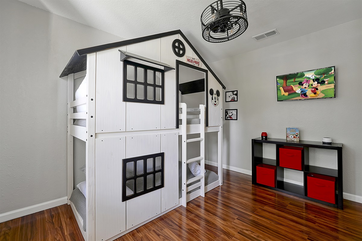 A safety fan will keep the kiddos cool and a special Mickey Mouse nightlight illuminates the ceiling with thier favorite characters. The white noise machine ensures they&rsquo;ll sleep peacefully.