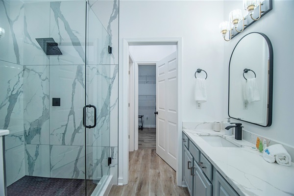 Upstairs Master Bath