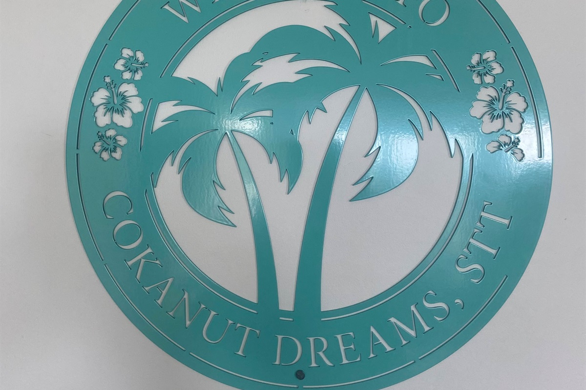 Cokanut Dreams located in Palm Gardens with gorgeous water views