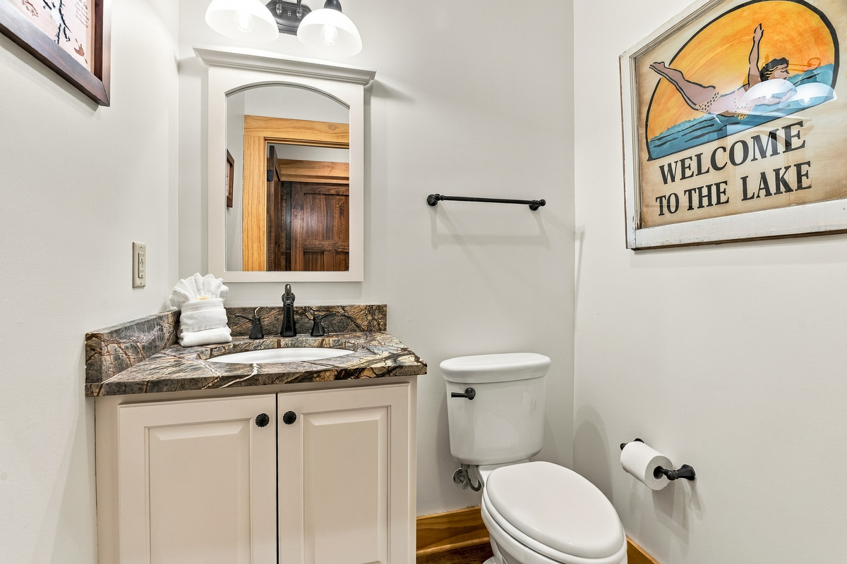Half bathroom 