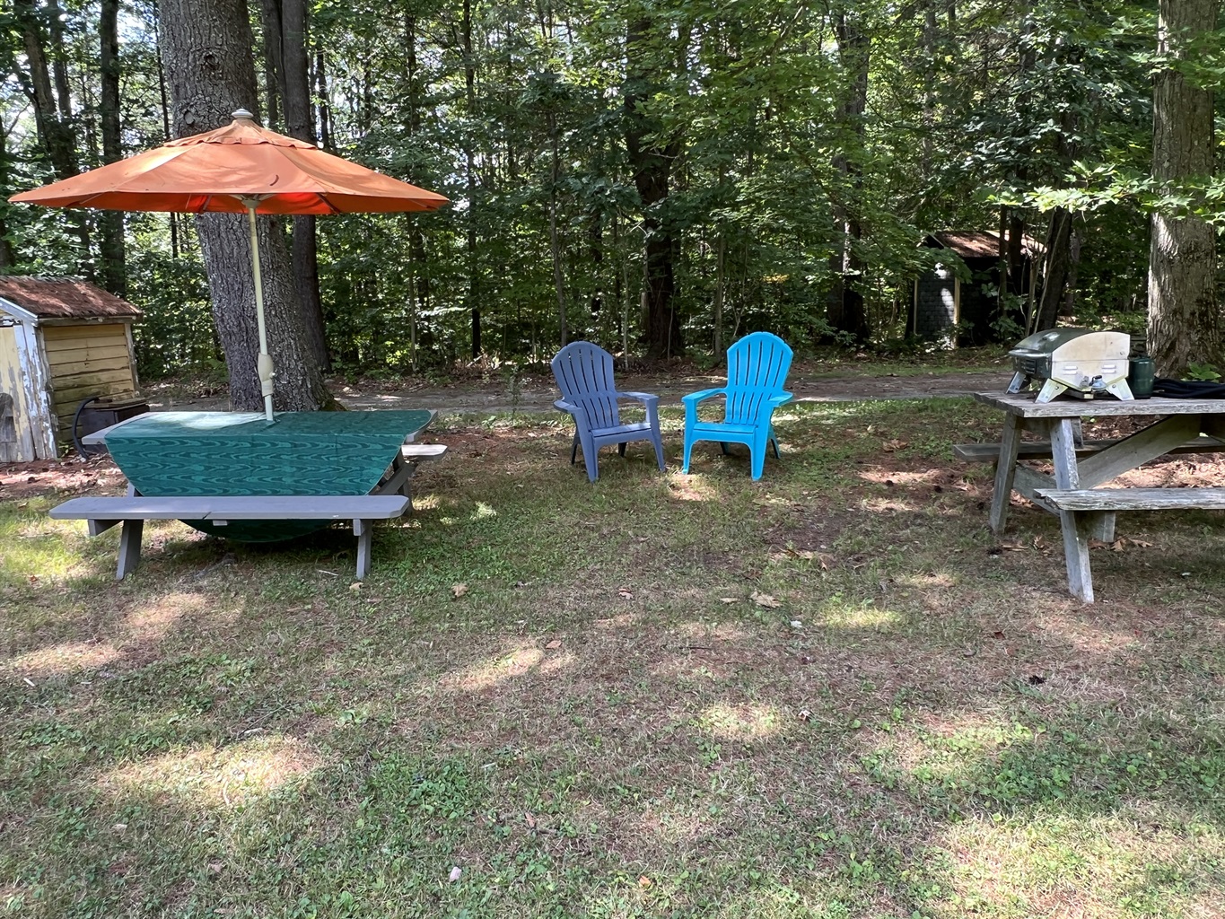 Highview Room - shared outdoor dining area