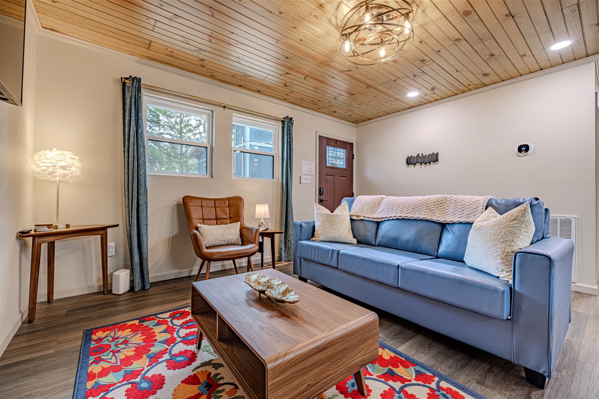 The queen sleeper features an upgraded gel mattress for a great night's sleep.