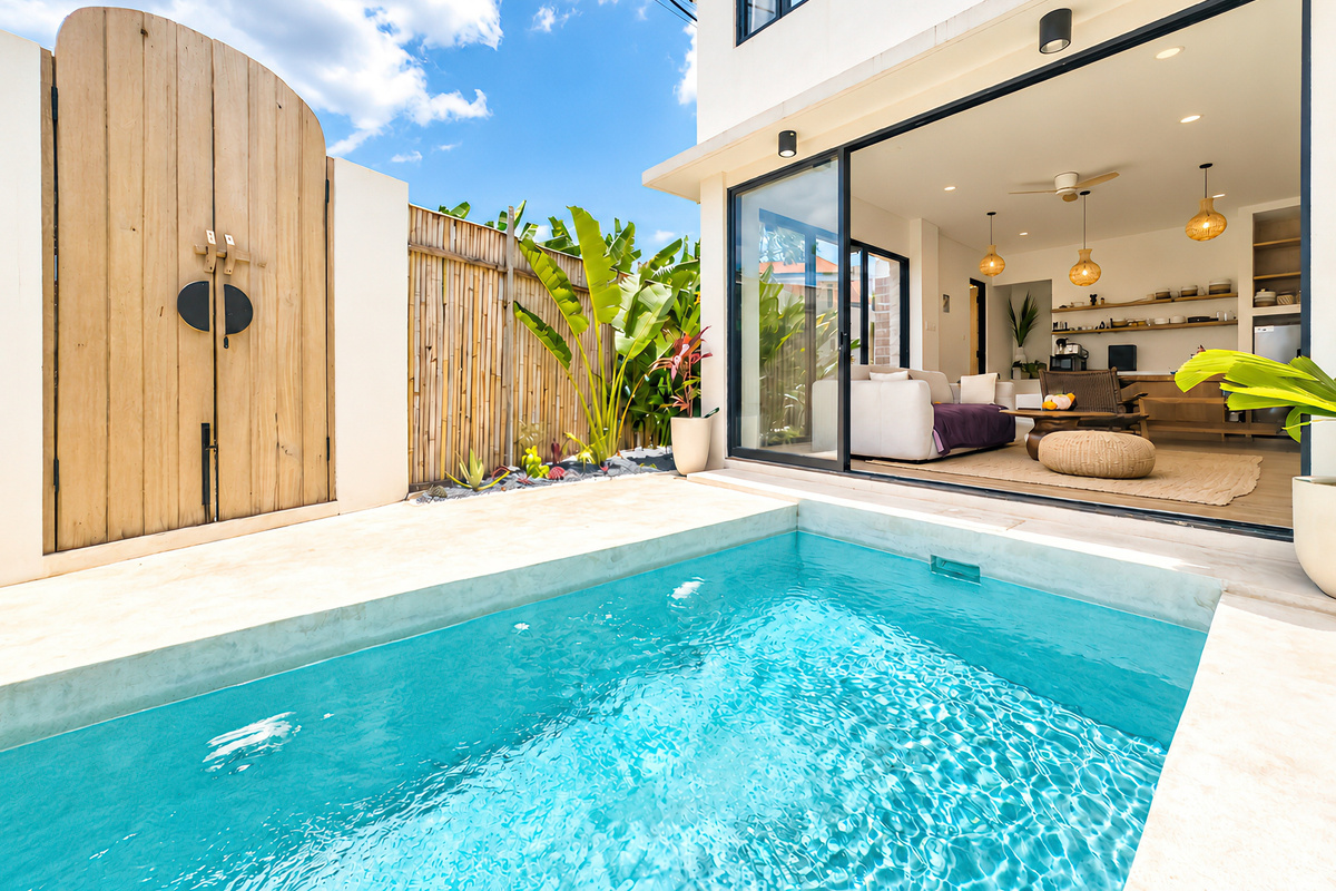 Pool area