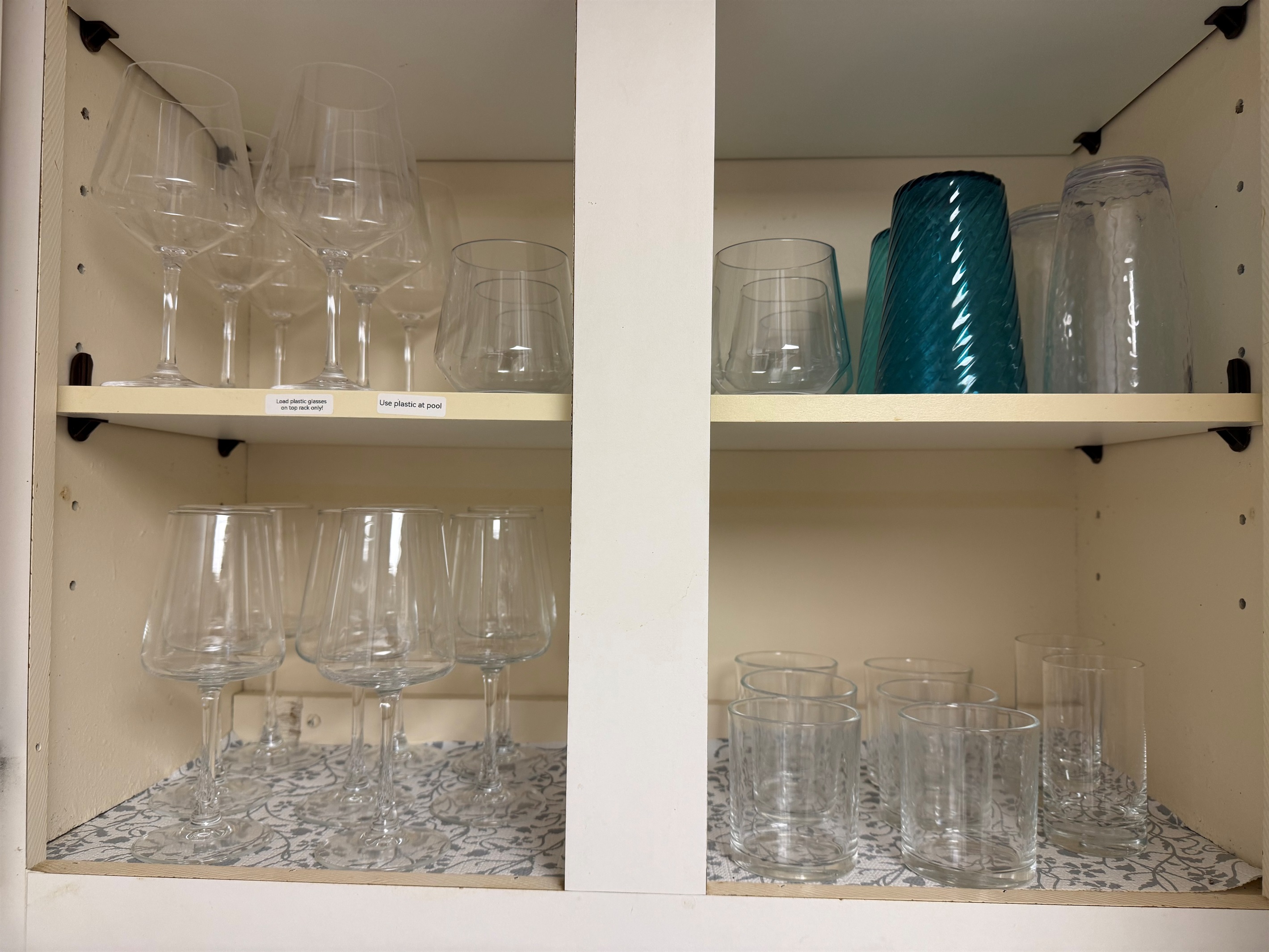 Glass and plastic glasses