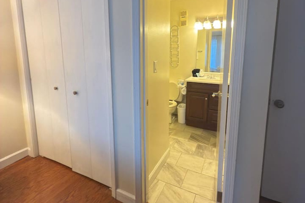 Closet and en-suite bathroom